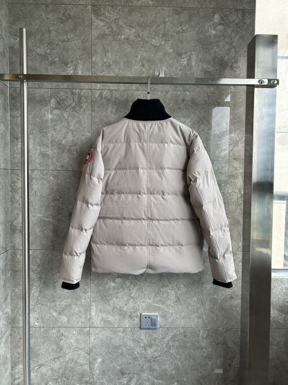 カナダグース「Canada Goose」ダウンジャケット
