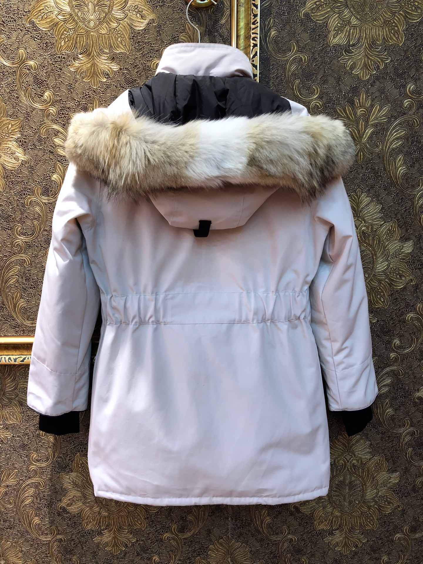 カナダグース「Canada Goose」レディース ロングダウンコート