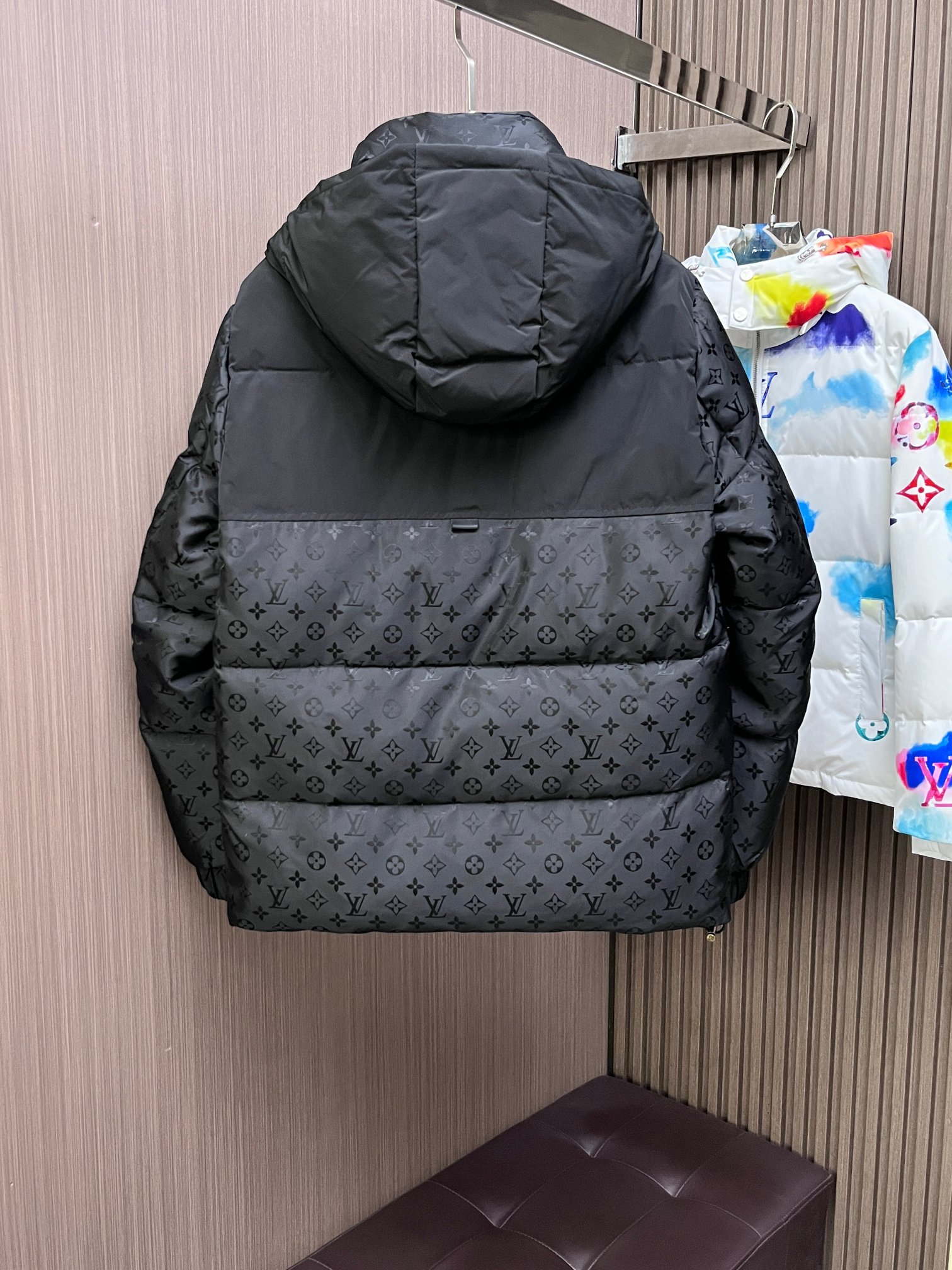 ルイ・ヴィトン「Louis Vuitton」‌ MONOGRAM PILLOW ダウンジャケット