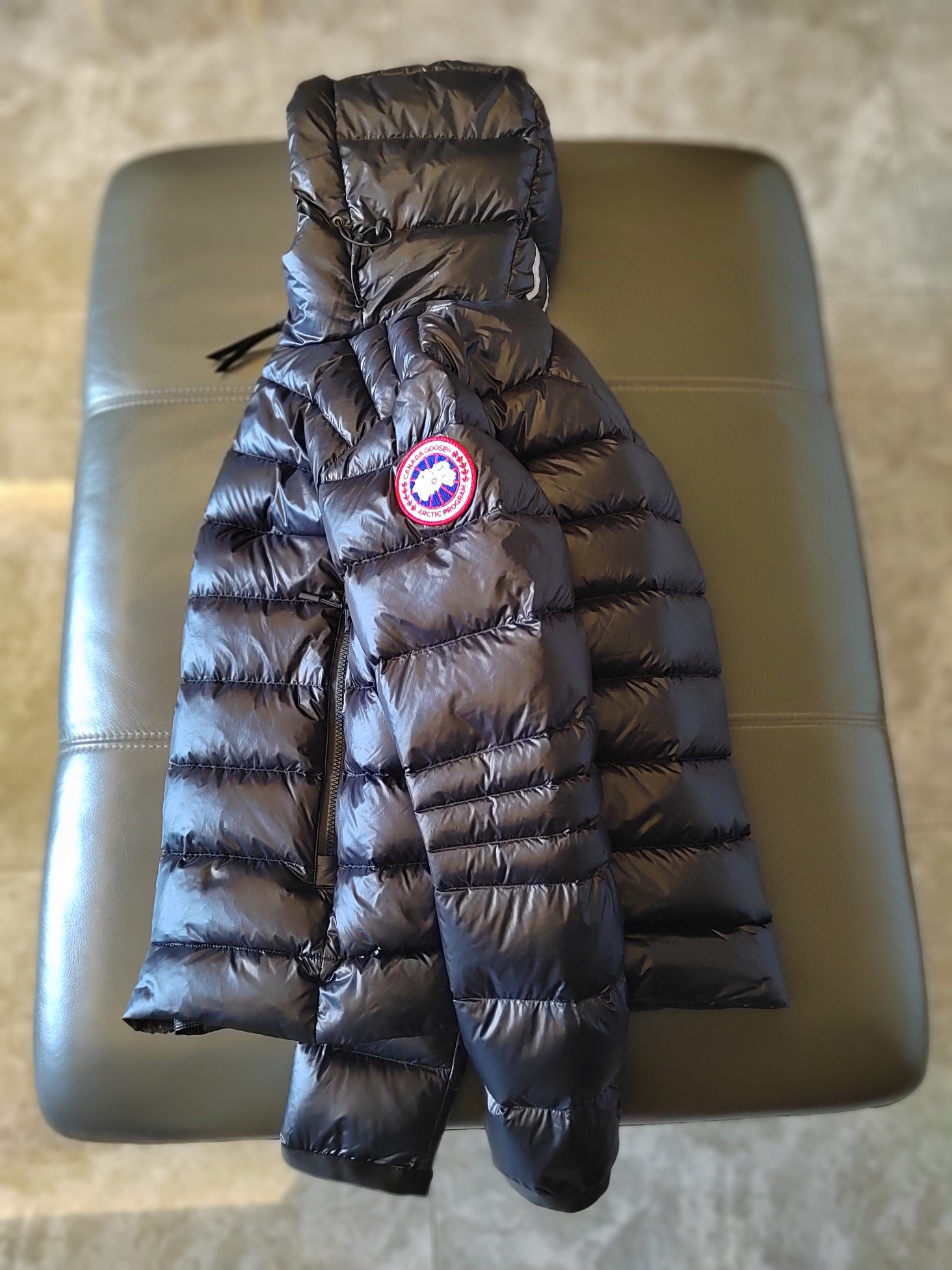 カナダグース「Canada Goose」ユニセックス ライトウェイトダウンジャケット