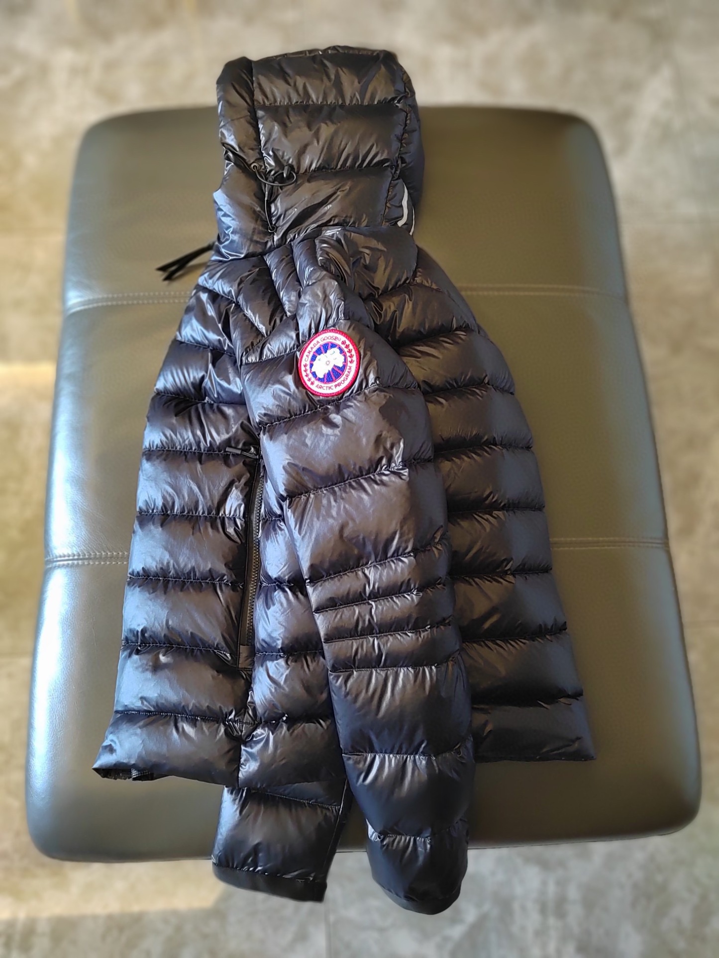 カナダグース「Canada Goose」ユニセックス ライトウェイトダウンジャケット
