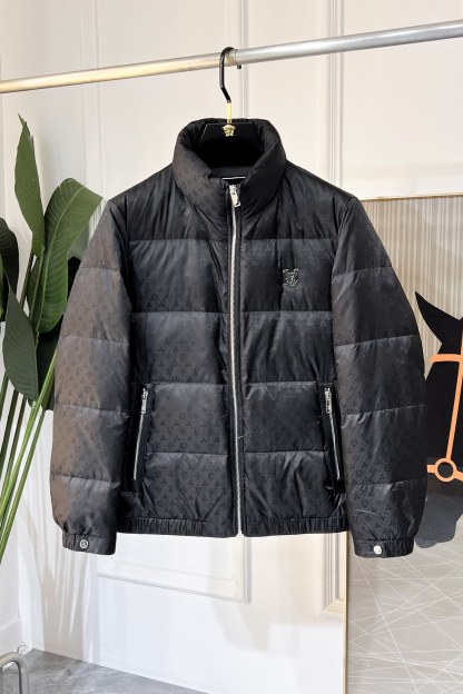 ルイ・ヴィトン「Louis Vuitton」‌ MONOGRAM PILLOW ダウンジャケット