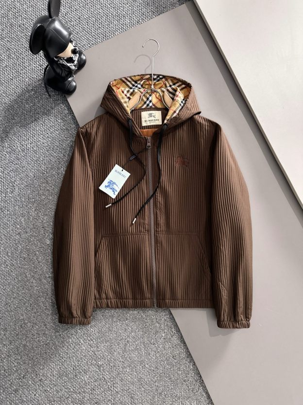 バーバリー「Burberry」秋冬 メンズカジュアルスポーツセット