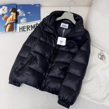 エルメス「Hermès」  2025秋冬 ドローストリング ダウンジャケット