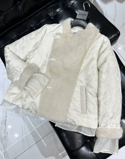 エルメス「Hermès」2025秋冬 ミンクファー ダウンコート