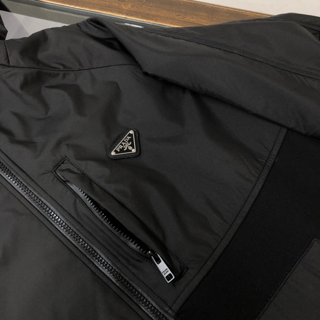 プラダ「Prada」秋の新作パッチワークハットジャケット