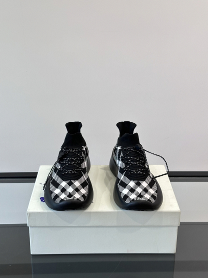 バーバリー「Burberry」ブルベリー 2025 SS 3Dエラストメッシュ スニーカー
