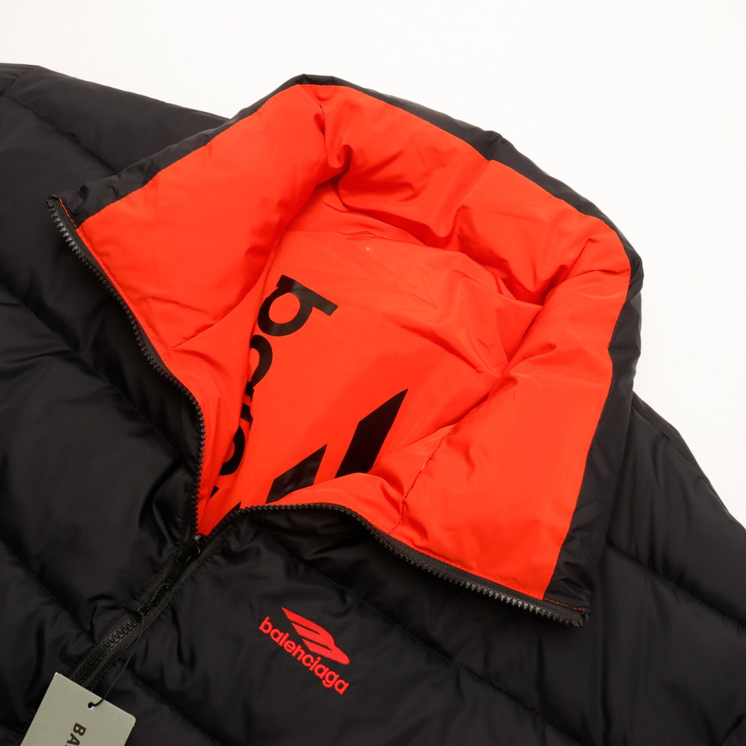 バレンシアガ「Balenciaga」‌ BLCG 24FW 3B リバーシブル ダウンジャケット