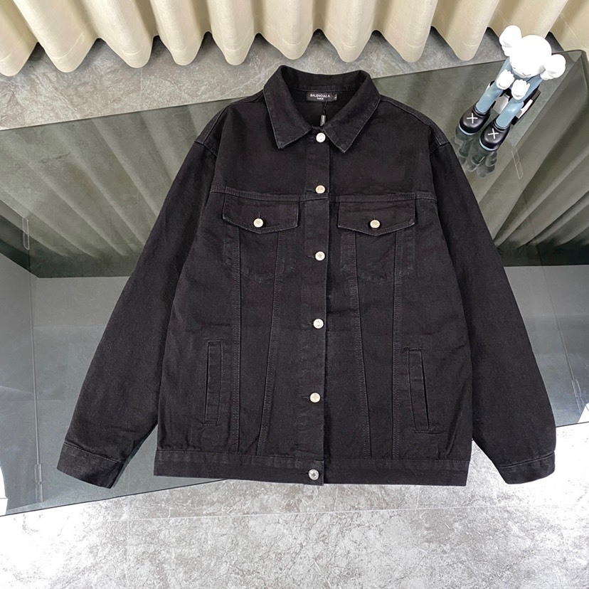 バレンシアガ「Balenciaga」‌× Swarovski クリスタルエンブロイダリー デニムジャケット