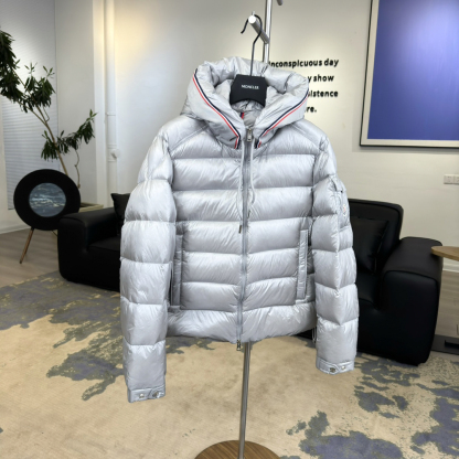 モンクレール「Moncler」フード付きカラーブロック ダウンジャケット