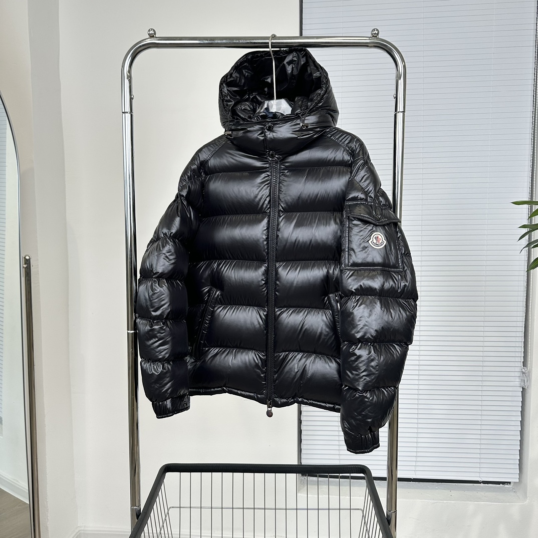 モンクレール「Moncler」マヤ ダウンジャケット メンズ＆レディース