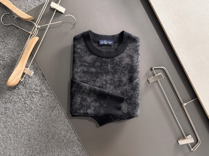 ルイ・ヴィトン「Louis Vuitton」秋冬 メンズ  クルーネックニット