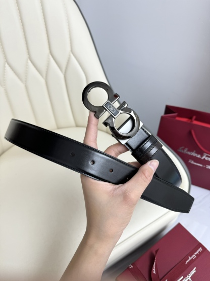 フェラガモ「Ferragamo」リバーシブル レザー ベルト100CM