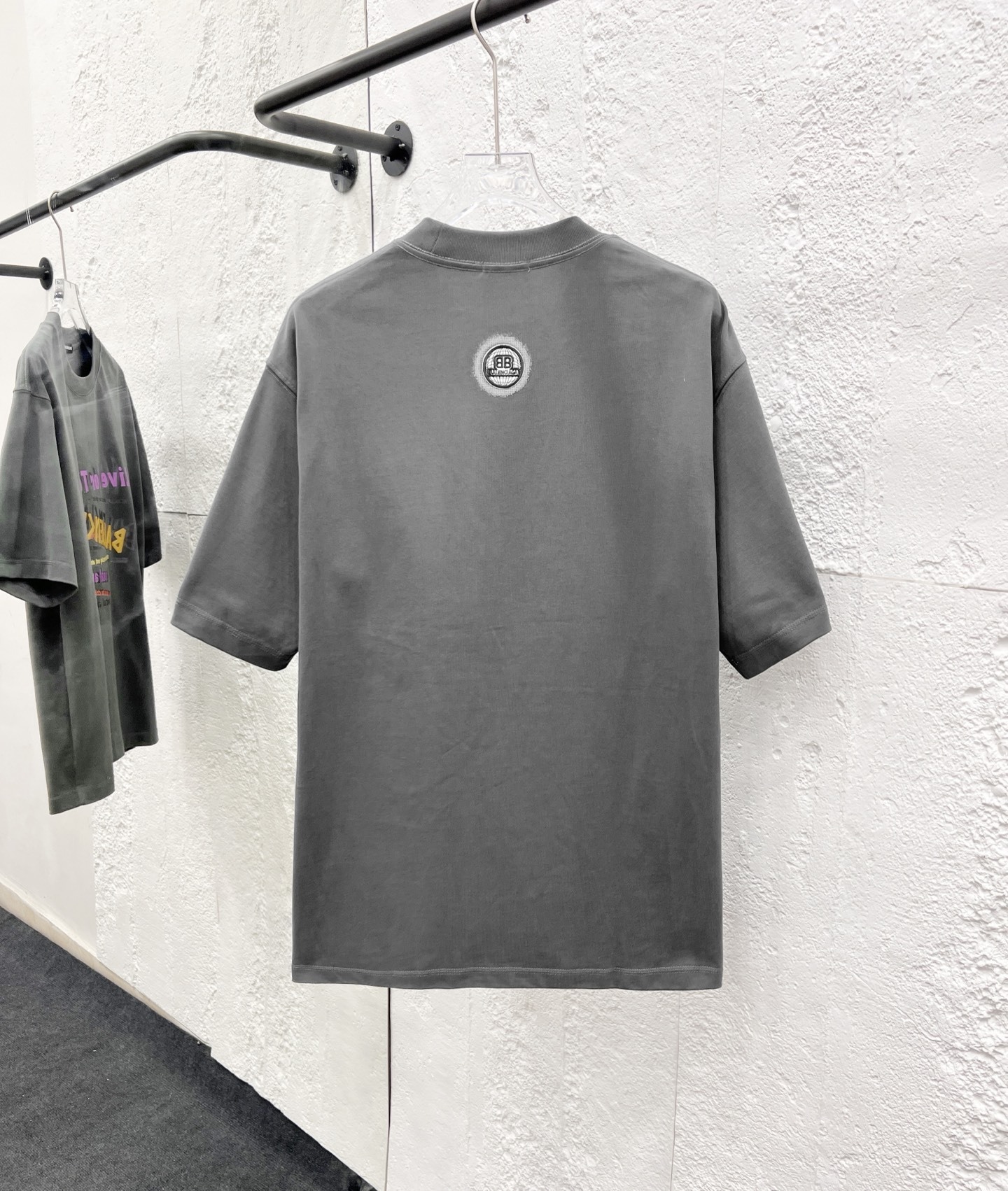 バレンシアガ「Balenciaga」ハイネックプレミアムコットン半袖Tシャツ