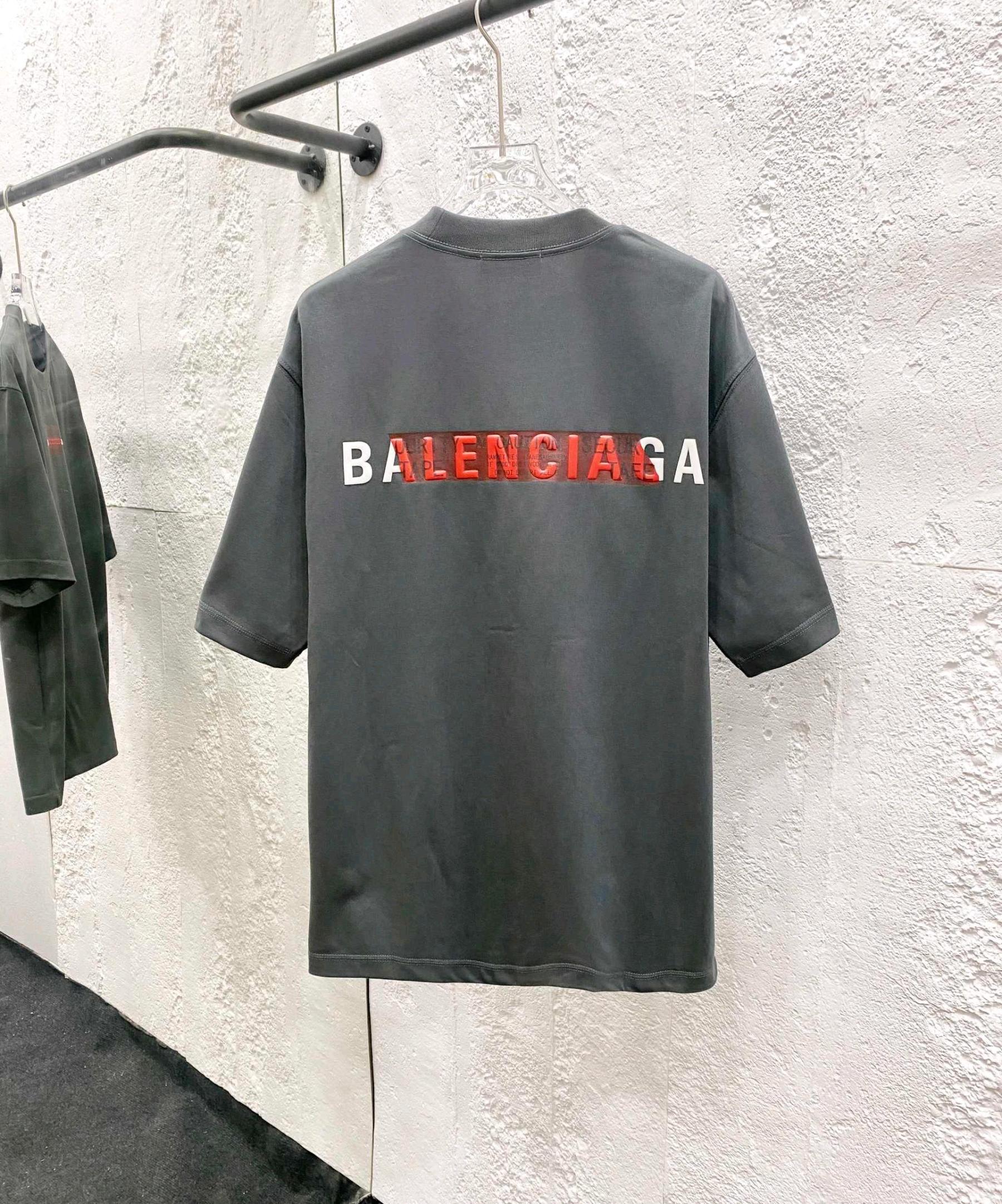 バレンシアガ「Balenciaga」ハイネックプレミアムコットン半袖Tシャツ