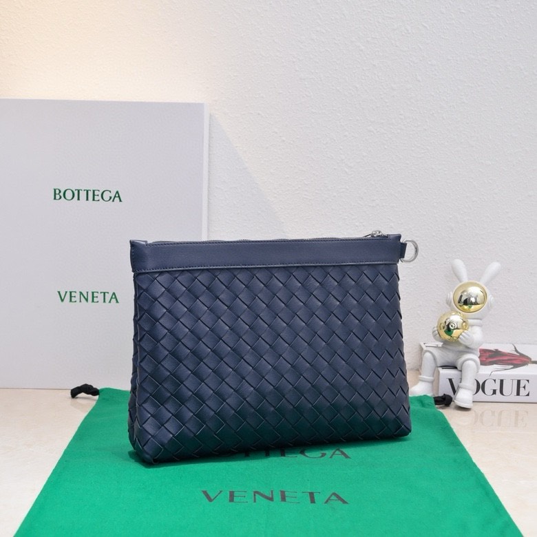 ボッテガ・ヴェネタ「Bottega Veneta」Intrecciato メンズクラッチバッグ