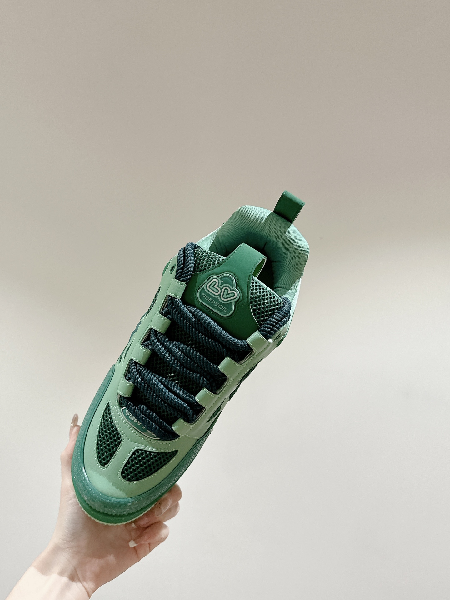 「コラボモデル」Louis Vuitton x Skate スニーカー