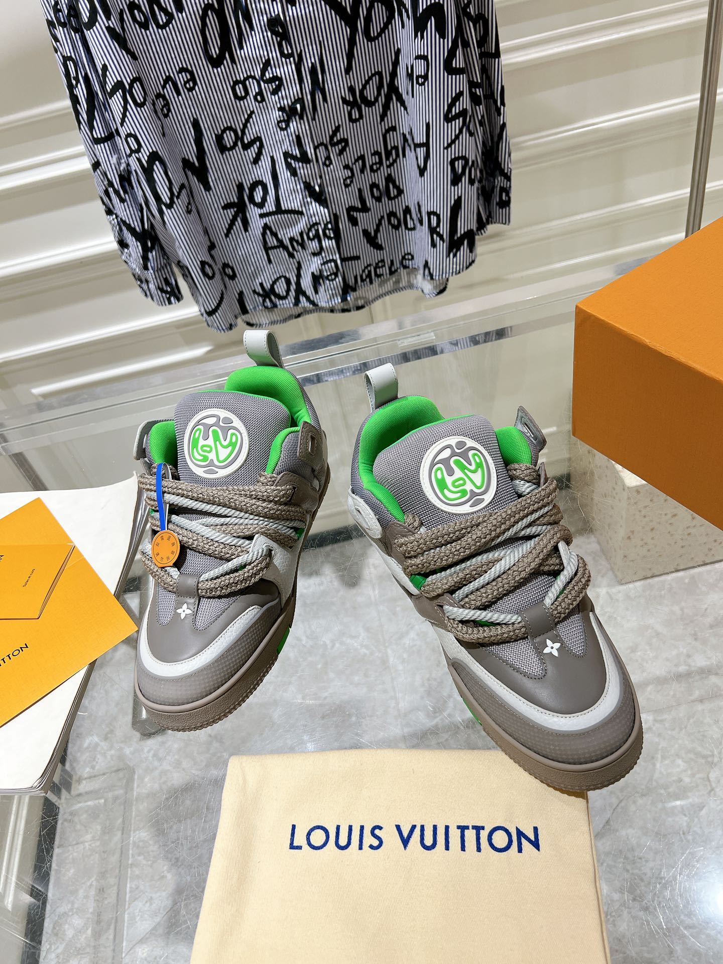 「コラボモデル」Louis Vuitton x Skate スニーカー