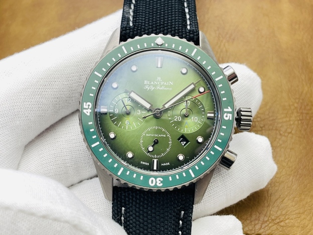 ブランパン「Blancpain」フィフティ・ファゾム バチスカーフ フライバッククロノグラフ自動巻きダイバーズウォッチ43mm