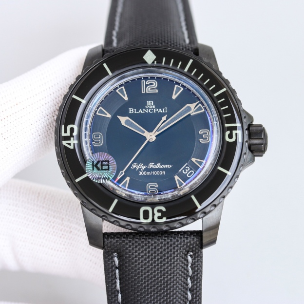 ブランパン「Blancpain」フィフティ・ファゾム自動巻きダイバーズウォッチ45mm