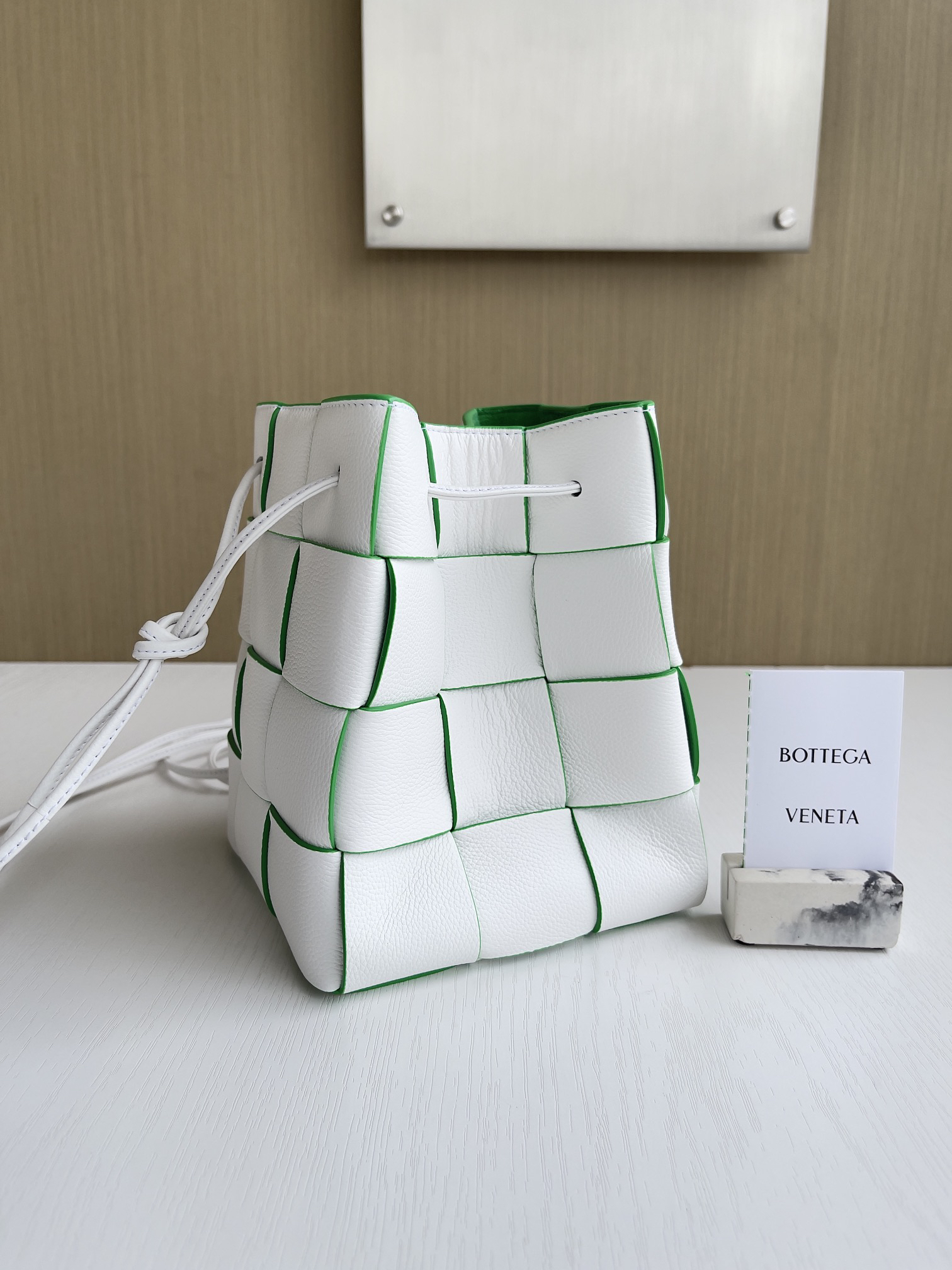 ボッテガ・ヴェネタ「Bottega Veneta」七夕限定 Intrecciato ミニバケットバッグ