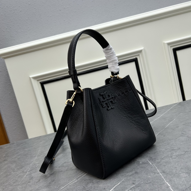 トリー バーチ「Tory Burch」 MCGRAW HOBO スモールショルダーバッグ