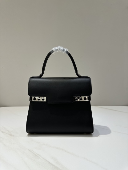 デルヴォー「Delvaux」Tempete MM 牛頸紋レザー ショルダーバッグ-ISETAN PRESTIGE CURATED