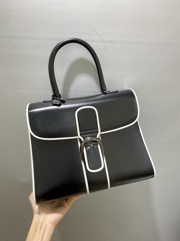 デルヴォー「Delvaux」Brillant シリーズ ハンドバッグ