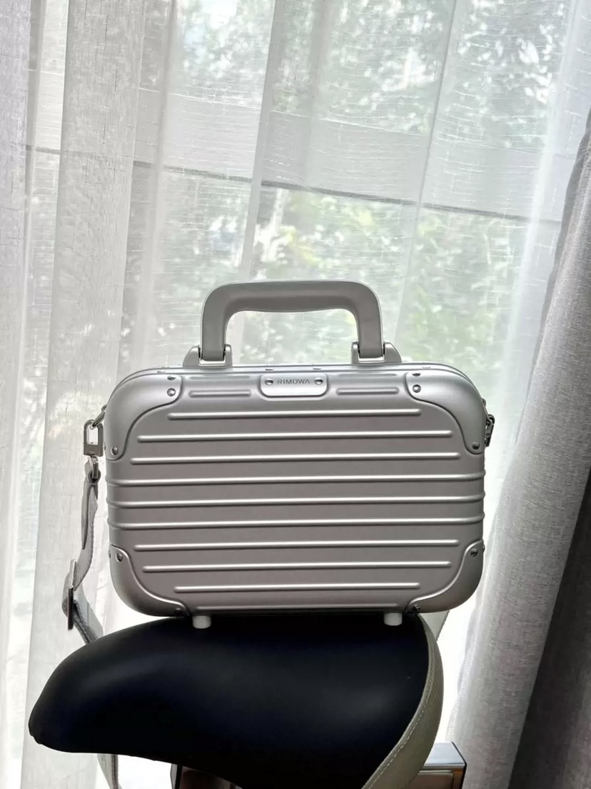 リモワ「RIMOWA」The Original Bag アルミニウムマグネシウム合金 ボックスバッグ