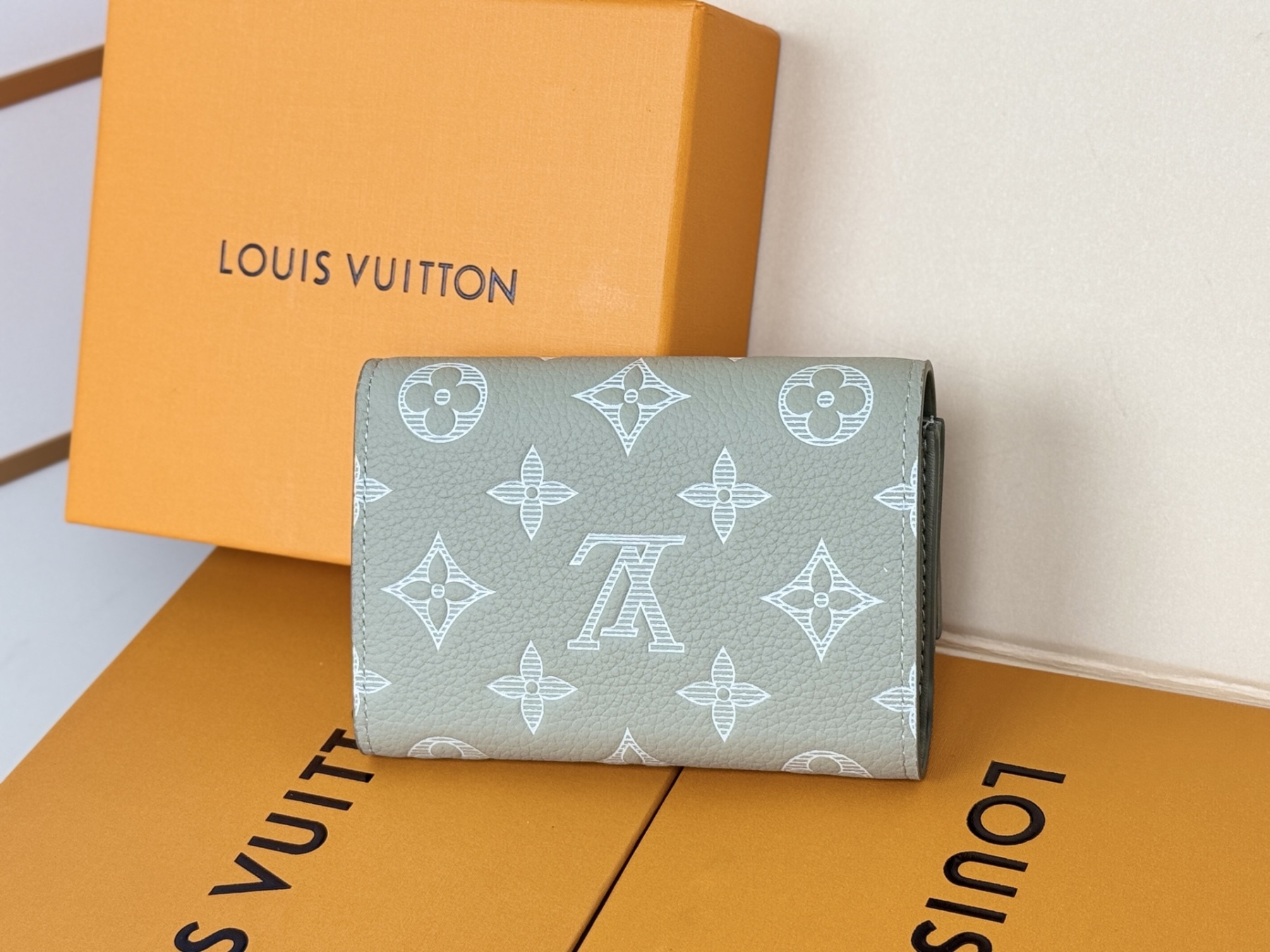ルイ・ヴィトン「Louis Vuitton」ヴィクター･ウォレット