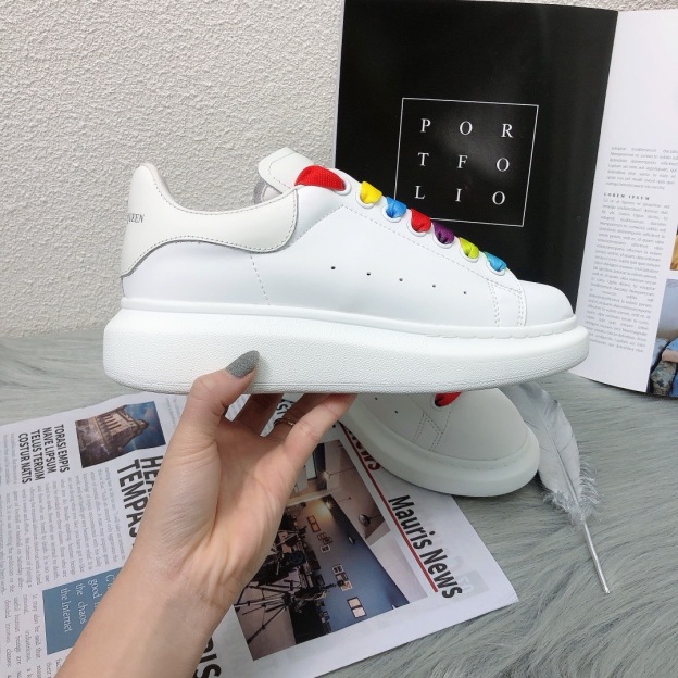アレキサンダー・マックイーン［Alexander McQueen］Oversized Sneaker "Fluffy-Trim White" スニーカー