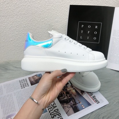 アレキサンダー・マックイーン［Alexander McQueen］Oversized Sneaker "Fluffy-Trim White" スニーカー