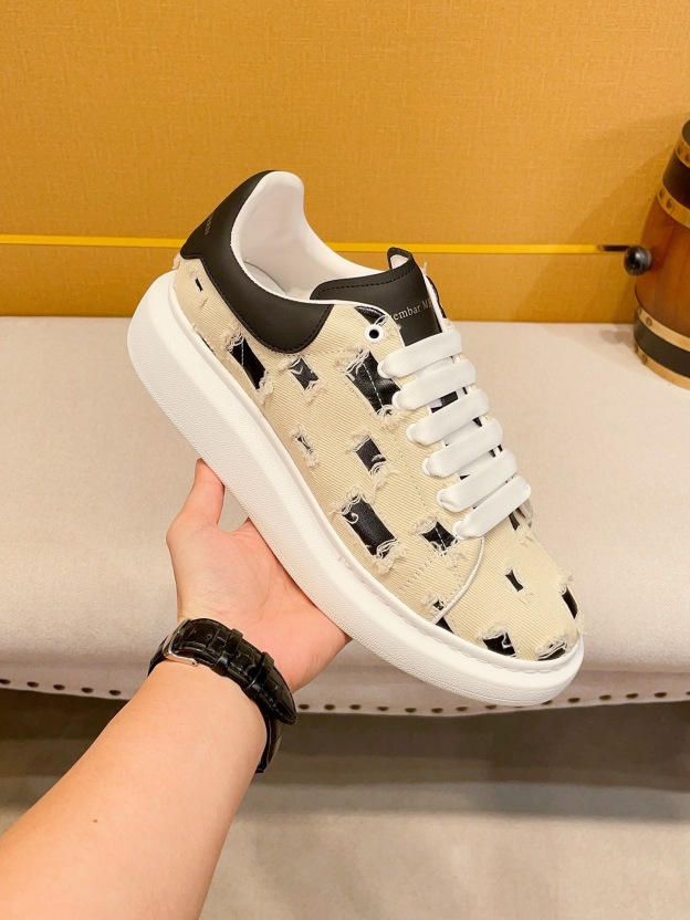 アレキサンダー・マックイーン［Alexander McQueen］Oversized Sneaker "Designer Edition" スニーカー