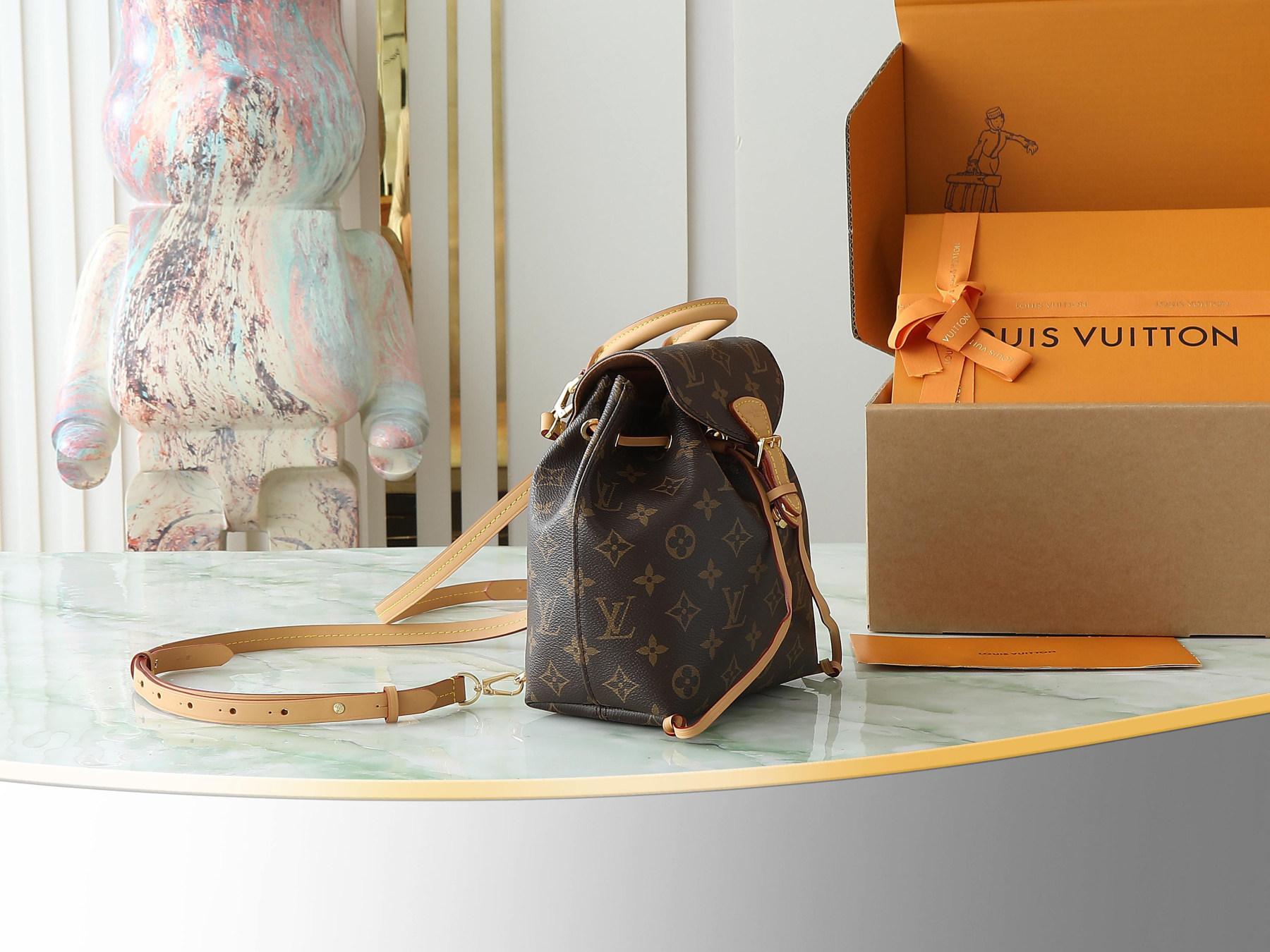 ルイ・ヴィトン「Louis Vuitton」MONTSOURIS BB バックパック