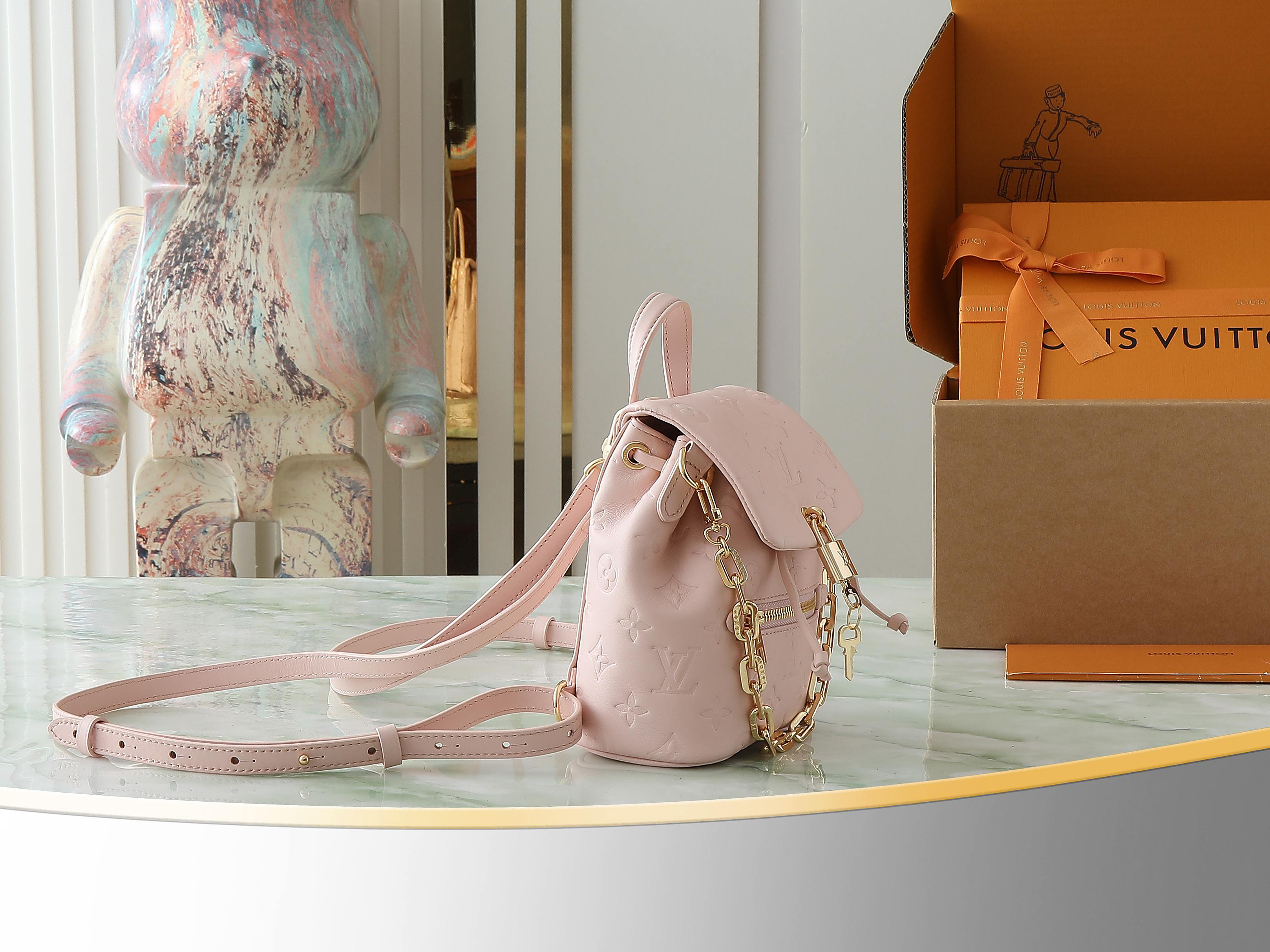 ルイ・ヴィトン「Louis Vuitton」COUSSIN BACKPACK ミニバッグ