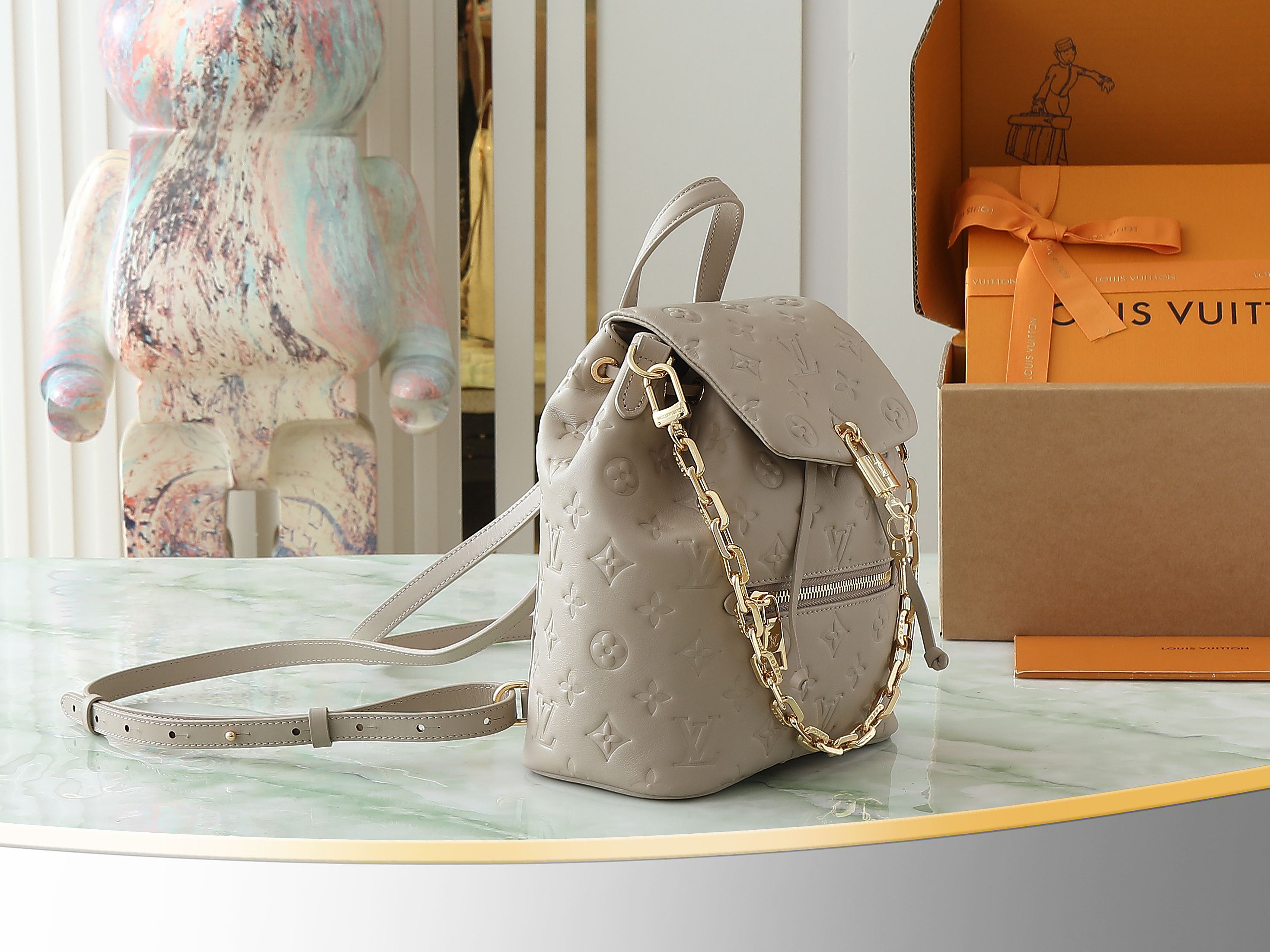 ルイ・ヴィトン「Louis Vuitton」COUSSIN BACKPACK ミニバッグ