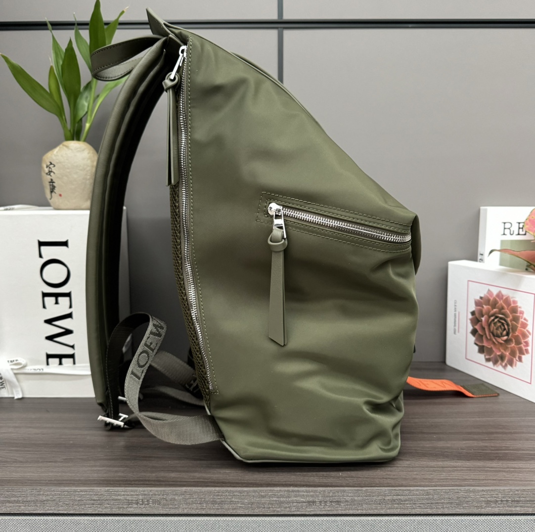 ロエベ「Loewe」Flex バックパック