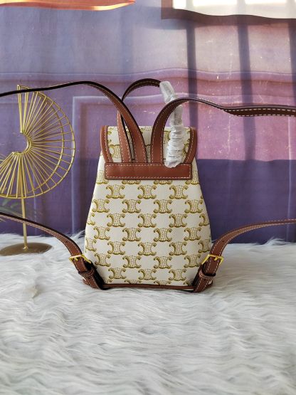 セリーヌ「Celine」Triomphe ミニ バックパック