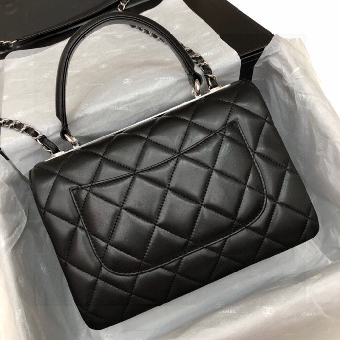 シャネル「Chanel」トップハンドル フラップ バッグ
