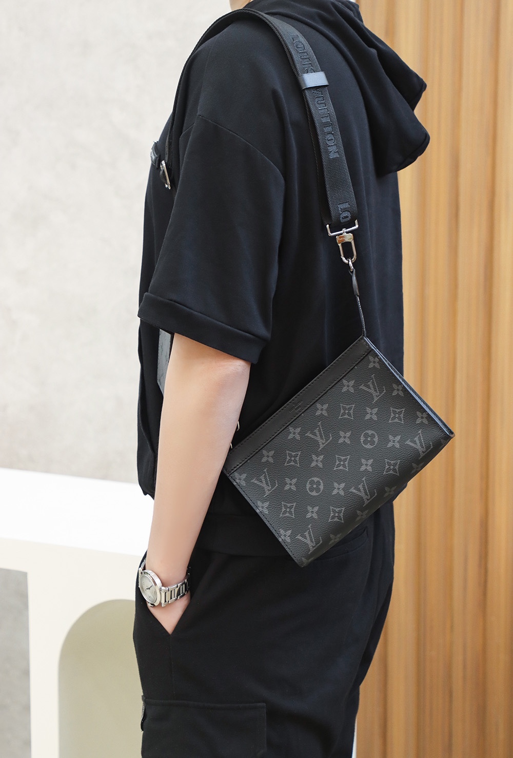ルイ・ヴィトン「Louis Vuitton」Monogram Eclipse ポシェット・アクセソワール メンズバッグ