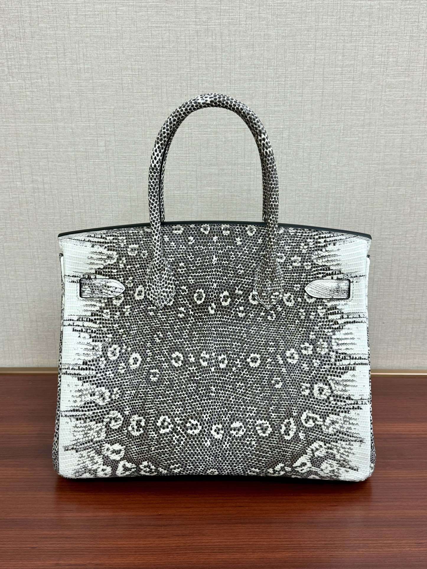エルメス「Hermès」リザードレザー バッグ