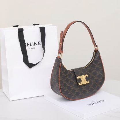 セリーヌ「Celine」 AVA モノグラム アンダーアームバッグ