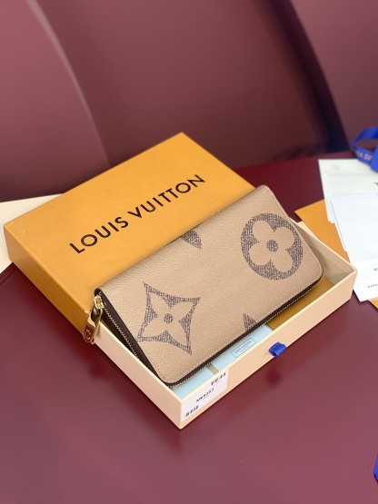 ルイ・ヴィトン「Louis Vuitton」ジッピー･ウォレット