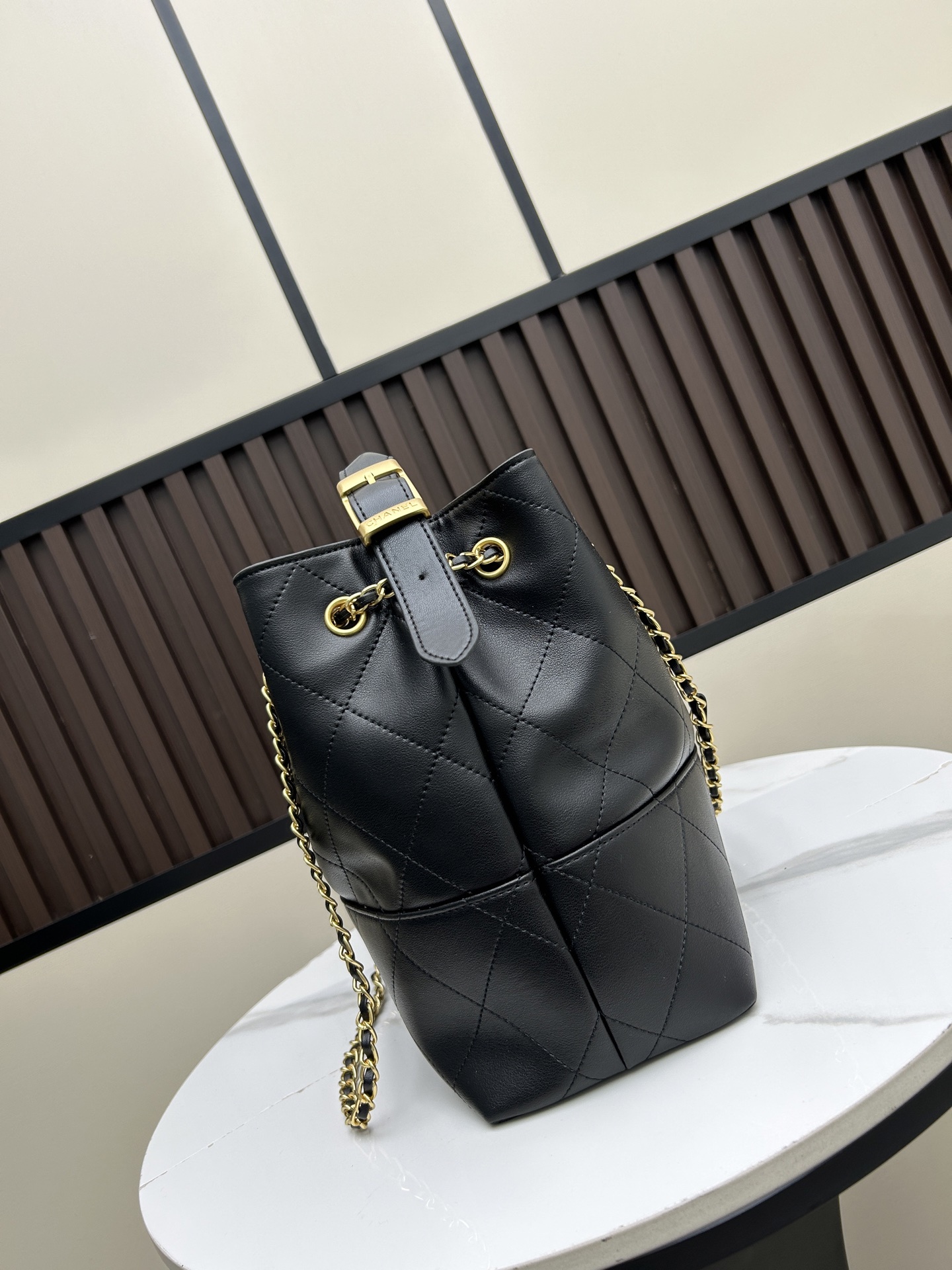 シャネル「Chanel」25A クイルティング トートバッグ アンティークゴールド レディース ショッピングバッグ