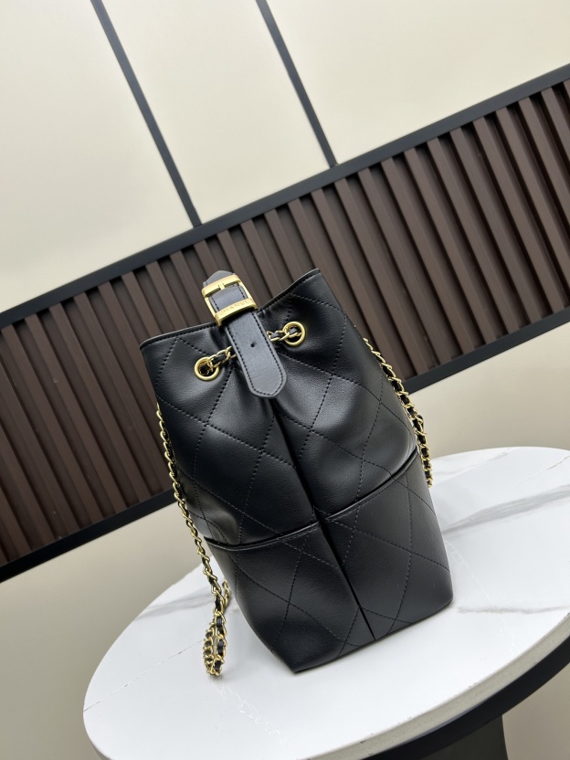 シャネル「Chanel」25A クイルティング トートバッグ アンティークゴールド レディース ショッピングバッグ