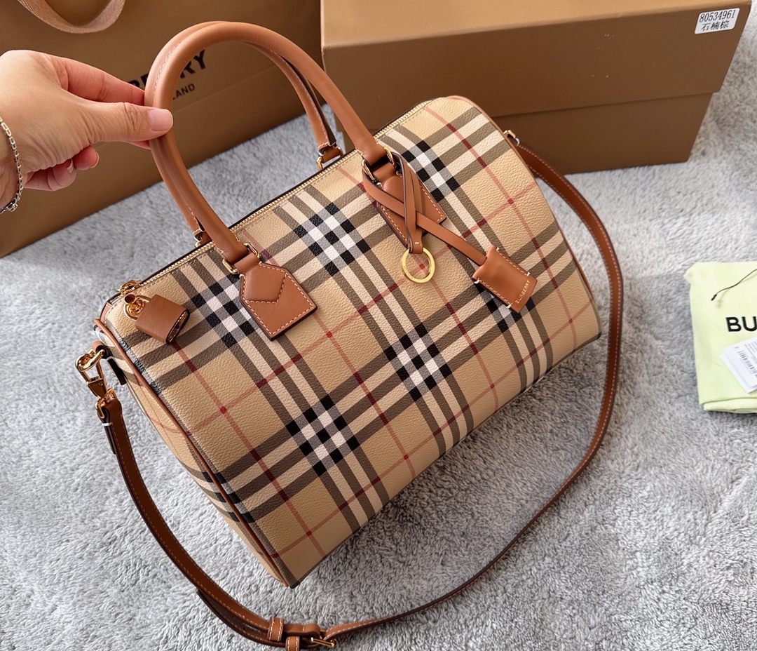 バーバリー「Burberry」Vintage Check Boston Bag