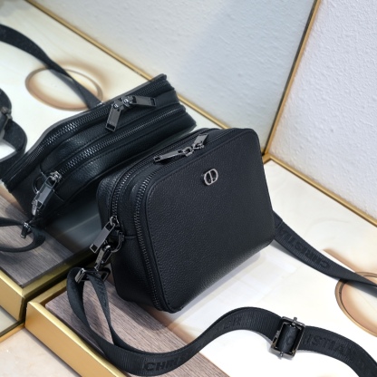 ディオール「Dior」Oblique 2024 ダブルジップ カメラバッグ