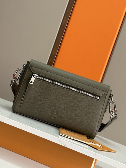 ルイ・ヴィトン「Louis Vuitton」AEROGRAM JM ショルダーバッグ