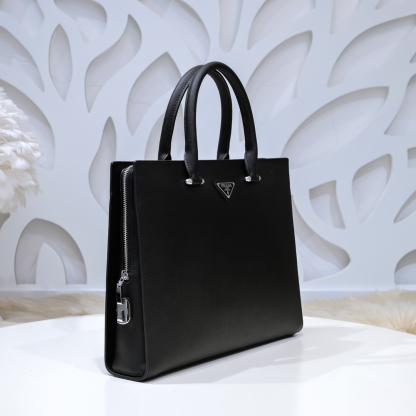 プラダ「Prada」Re-Nylon 2025 メンズ ビジネスバッグ