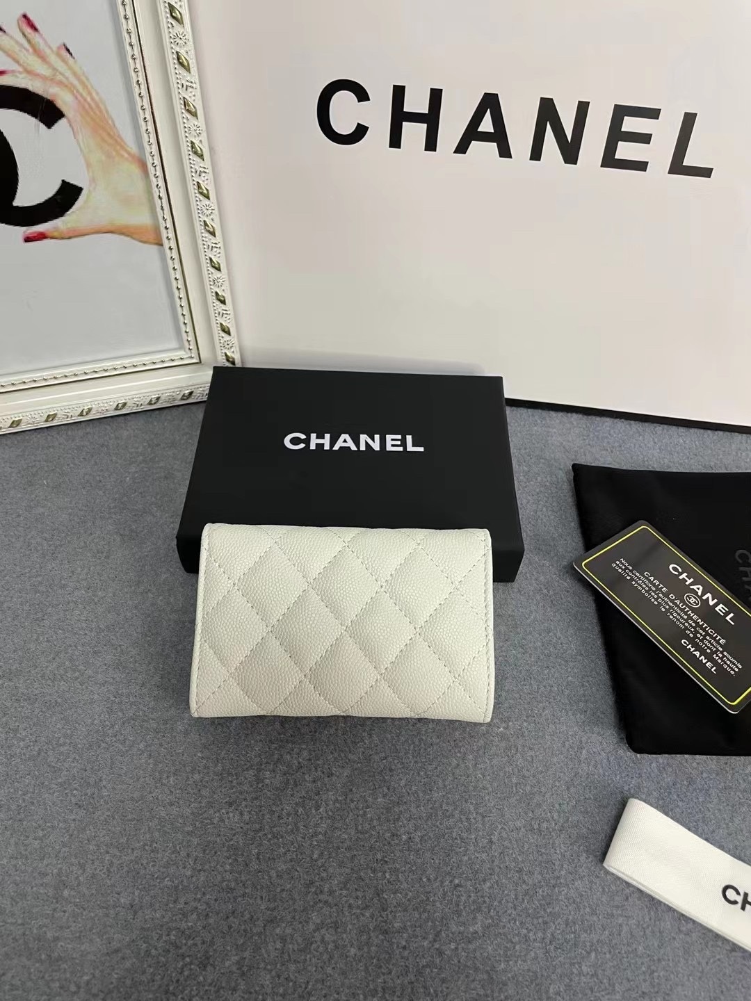シャネル「Chanel」カヴィアレザー ダイヤモンドロゴ カードケース